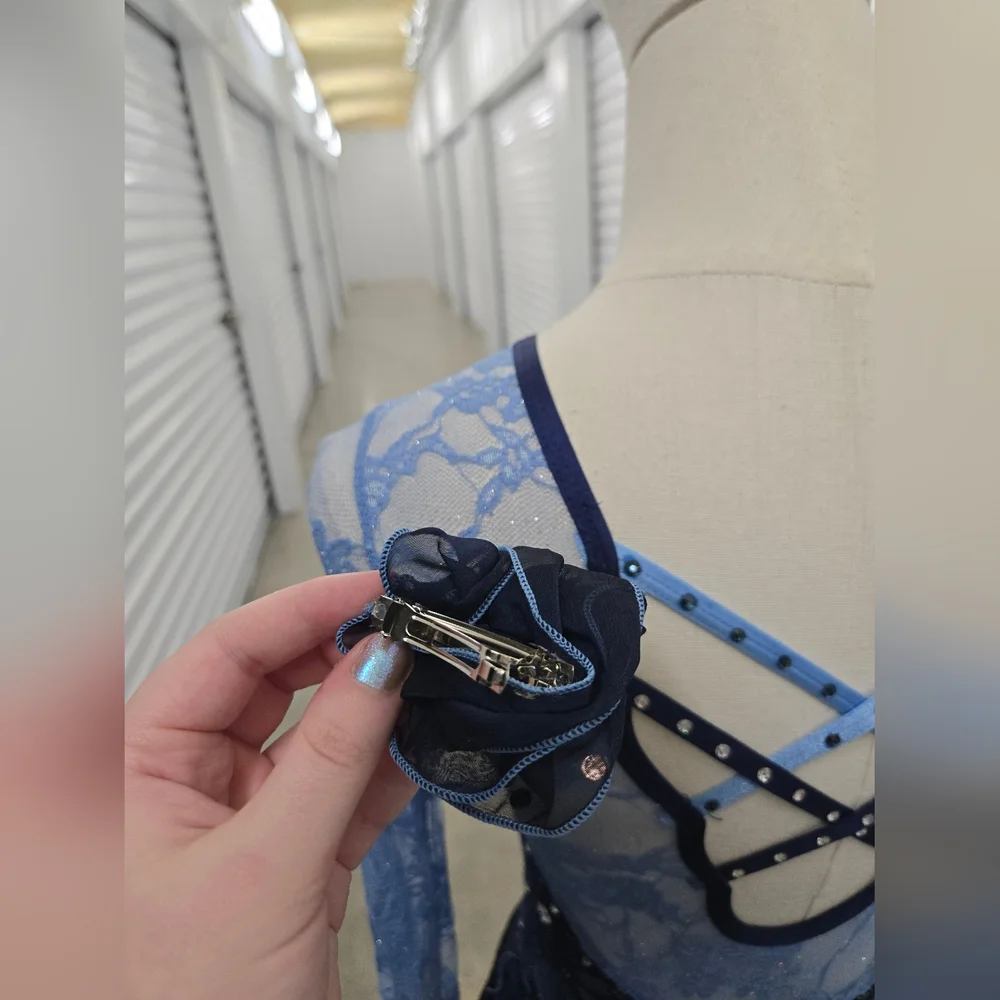 Blue figure skating dress - Picture 9 of 10